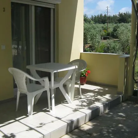 Venetia אסטריס